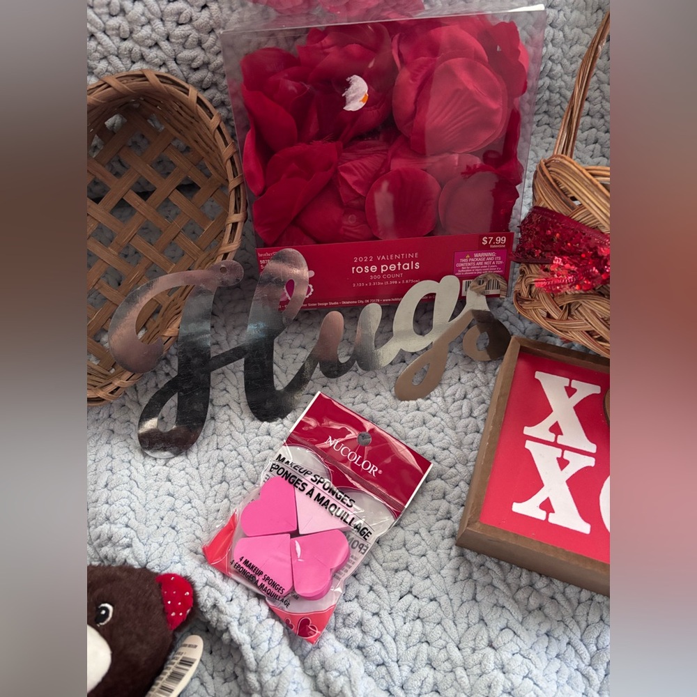 Valentine’s Day bundle - Picture 4 of 7